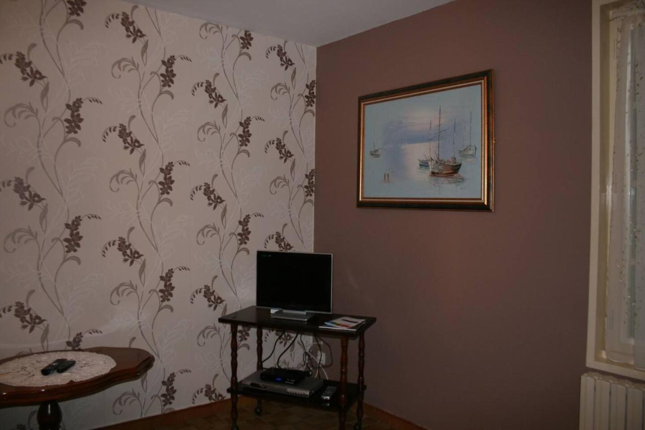 1 Bedroom House 20Min Walk To Centre In Tournus Eksteriør billede